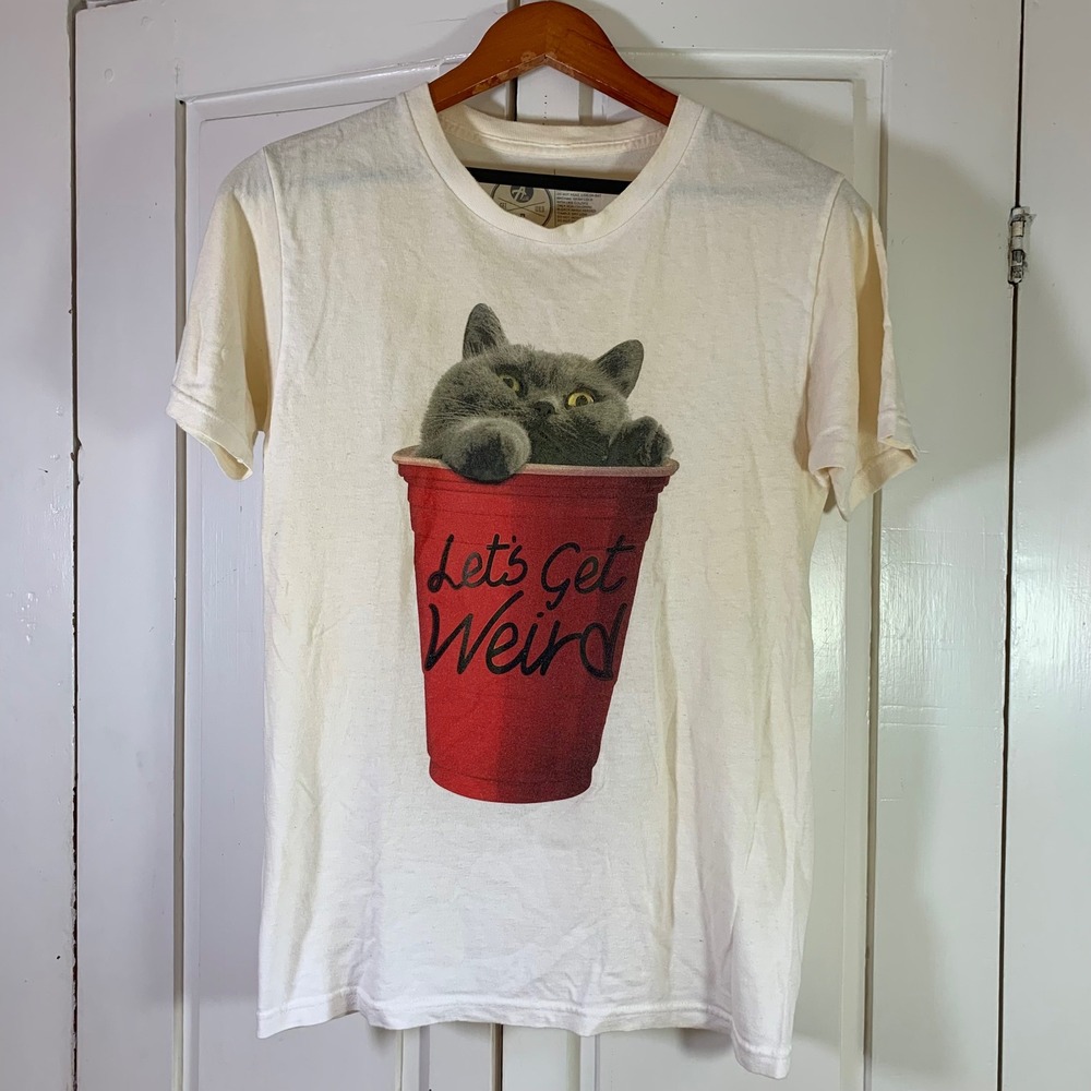 Let's Get Weird Cat Lover Graphic Tee T Shirt Red Solo Cup Small Unique‎